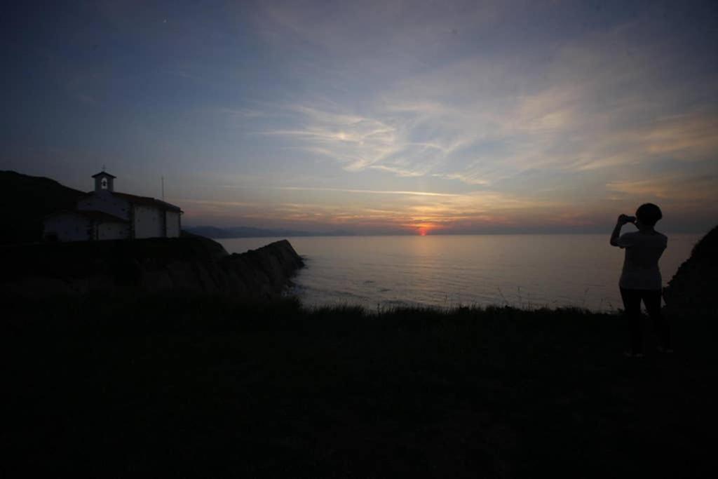 2 Habit, Sala, Terraza, Jardin, Parking Gratis Apartman Zumaia Kültér fotó