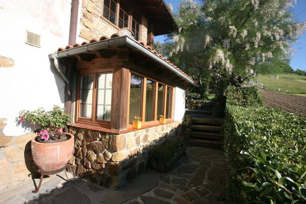 2 Habit, Sala, Terraza, Jardin, Parking Gratis Apartman Zumaia Kültér fotó